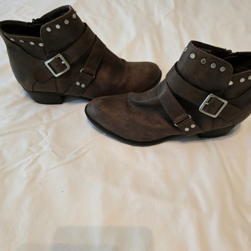 Stylish Brown Ankle Boots